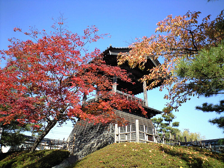 忍城の鐘つき堂の写真